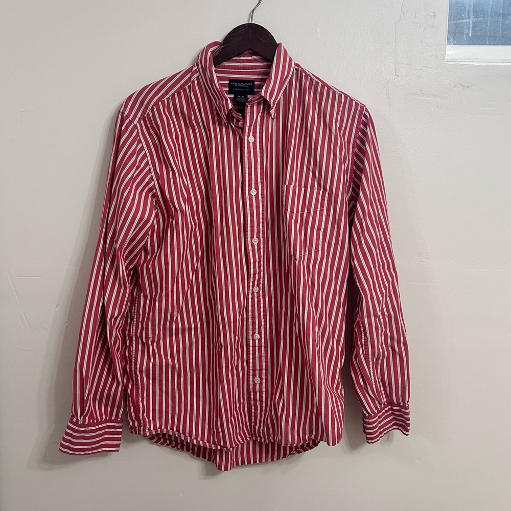 American eagle red blue and white striped button down size medium